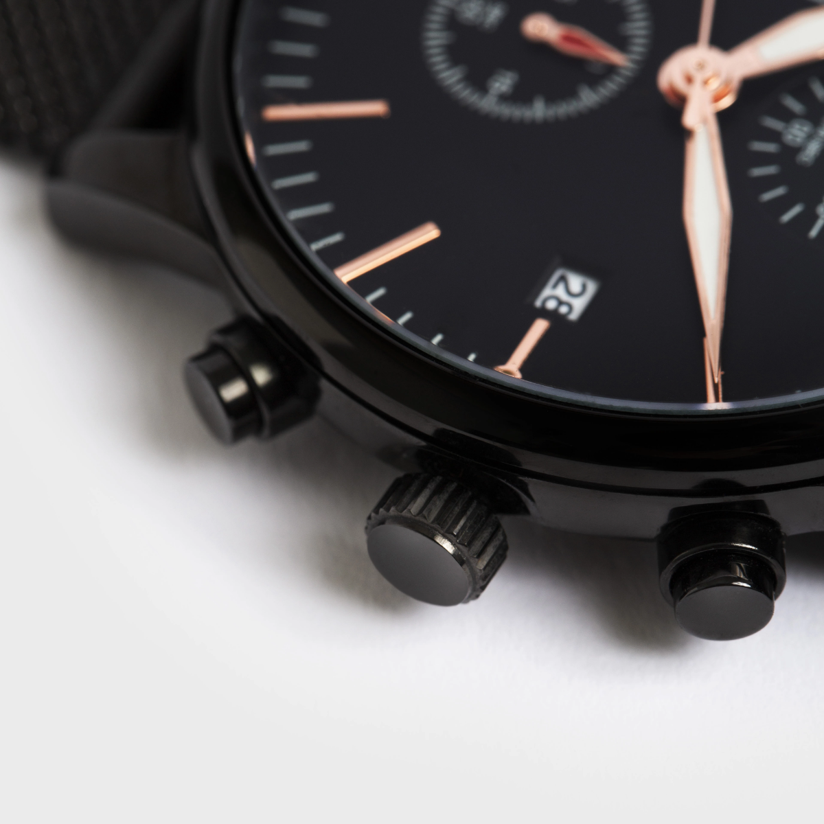 Reloj Deportivo O/Z Steel – Acero Negro con Agujas Rosé Gold